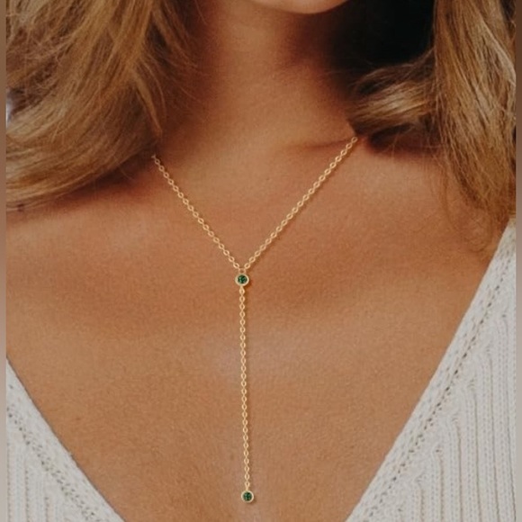 14k Gold Plated Green Emerald Lariat Necklace - Picture 2 of 4